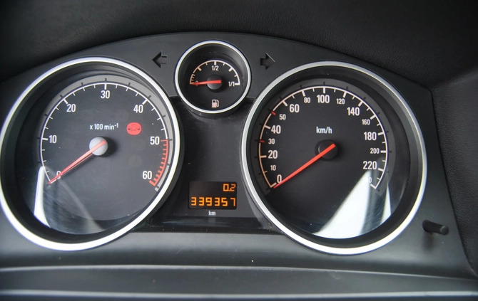 Opel Zafira cena 13900 przebieg: 339357, rok produkcji 2012 z Mogilno małe 301